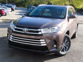 Used 2018 Toyota Highlander XLE in Birmingham, Alabama
