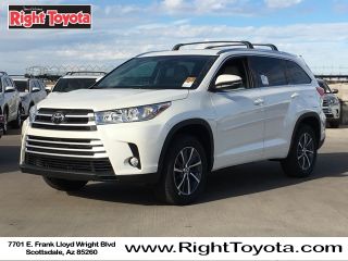 Used 2018 Toyota Highlander XLE in Scottsdale, Arizona