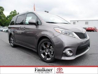 Used 2016 Toyota Sienna SE in Harrisburg, Pennsylvania