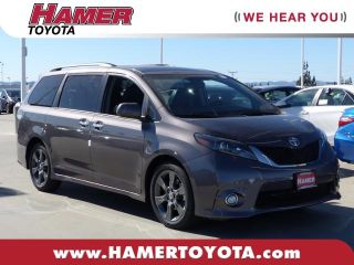 Used 2016 Toyota Sienna SE in Mission Hills, California