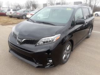Used 2018 Toyota Sienna SE in Dayton, Ohio