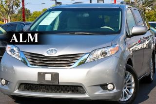 Used 2014 Toyota Sienna XLE in Kennesaw, Georgia