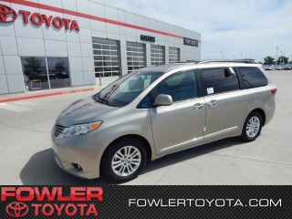 Used 2016 Toyota Sienna XLE in Norman, Oklahoma