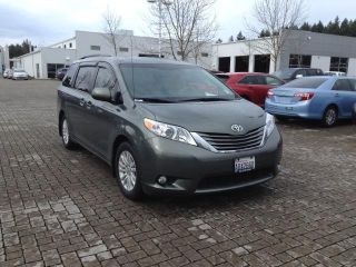 Used 2014 Toyota Sienna Limited in Vancouver, Washington