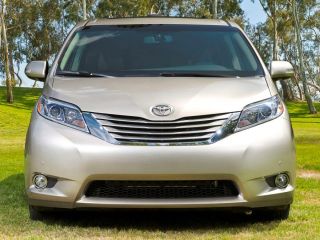 Used 2015 Toyota Sienna XLE in Manchester, Tennessee