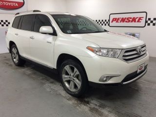 Used 2013 Toyota Highlander Limited in Saint Cloud, Minnesota