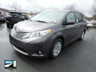 Used 2017 Toyota Sienna XLE in Owings Mills, Maryland