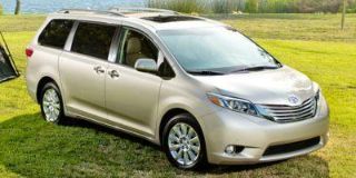 Used 2017 Toyota Sienna XLE in Gaithersburg, Maryland