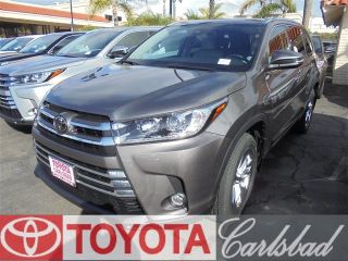Used 2018 Toyota Highlander Limited in Carlsbad, California