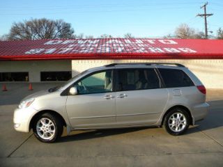 Used 2004 Toyota Sienna XLE in Lake Worth, Texas