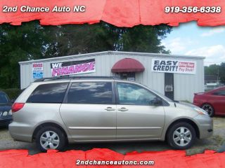 Used 2006 Toyota Sienna LE in Sanford, North Carolina