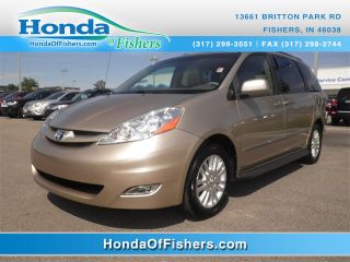 Used 2009 Toyota Sienna XLE in Fishers, Indiana