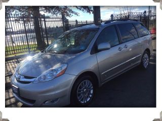 Used 2008 Toyota Sienna XLE Limited in Elizabeth, New Jersey