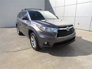 Used 2016 Toyota Highlander LE in Fayetteville, North Carolina