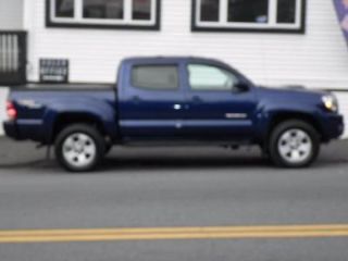 Used 2006 Toyota Tacoma in Bridgeport, Connecticut