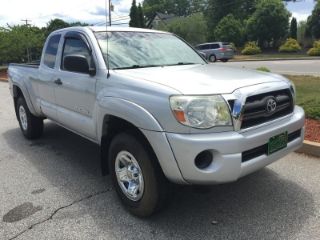 Used 2006 Toyota Tacoma SR5 in Meredith, New Hampshire