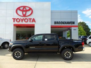 Used 2017 Toyota Tacoma in Brookhaven, Mississippi