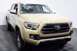 Used 2017 Toyota Tacoma SR5 in Matthews, North Carolina
