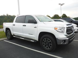 Used 2014 Toyota Tundra SR5 in Mc Donald, Tennessee