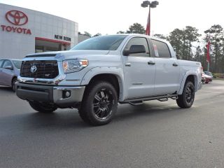 Used 2016 Toyota Tundra SR5 in New Bern, North Carolina