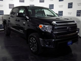 Used 2015 Toyota Tundra SR5 in Hillsboro, Oregon