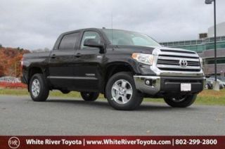 Used 2017 Toyota Tundra SR5 in White River Junction, Vermont