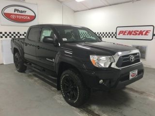 Used 2015 Toyota Tacoma in Saint Cloud, Minnesota