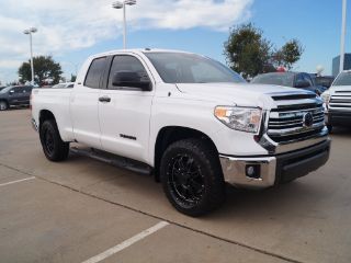 Used 2017 Toyota Tundra SR5 in Hurst, Texas