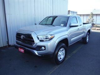 Used 2016 Toyota Tacoma SR5 in Hilo, Hawaii