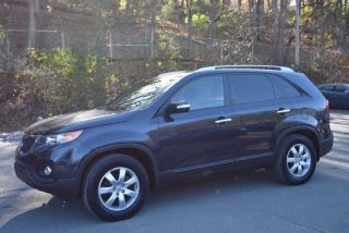 Used 2013 Kia Sorento LX in Naugatuck, Connecticut