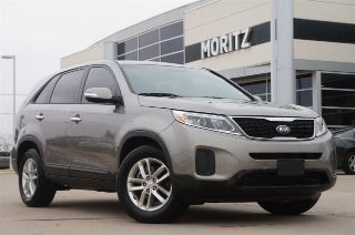Used 2015 Kia Sorento LX in Hurst, Texas
