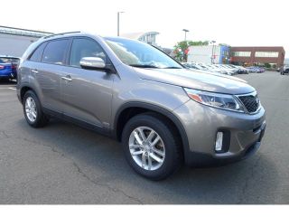Used 2015 Kia Sorento LX in West Hartford, Connecticut