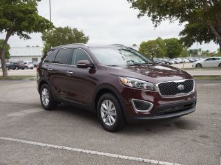 Used 2016 Kia Sorento LX in Miami, Florida