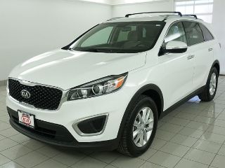 Used 2016 Kia Sorento LX in Lawrence, Kansas