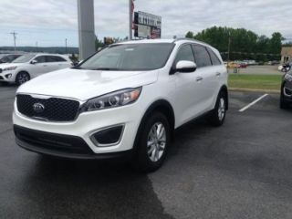 Used 2016 Kia Sorento LX in Batesville, Arkansas