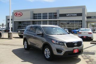 Used 2018 Kia Sorento LX in Katy, Texas