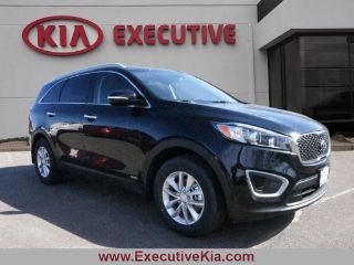 Used 2018 Kia Sorento LX in Wallingford, Connecticut