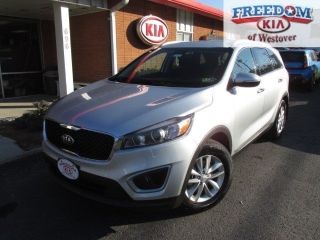 Used 2017 Kia Sorento LX in Westover, West Virginia