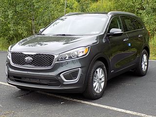 Used 2017 Kia Sorento LX in Vestal, New York