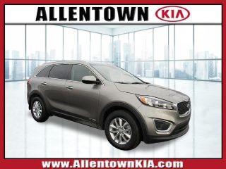 Used 2017 Kia Sorento LX in Allentown, Pennsylvania