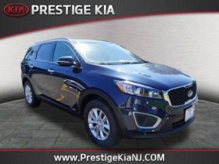 Used 2017 Kia Sorento LX in Tenafly, New Jersey