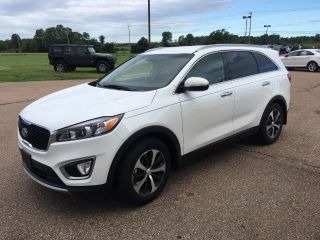 Used 2017 Kia Sorento EX in Millington, Tennessee