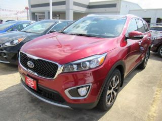 Used 2018 Kia Sorento EX in Katy, Texas