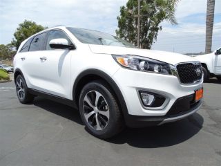 Used 2018 Kia Sorento EX in Carlsbad, California
