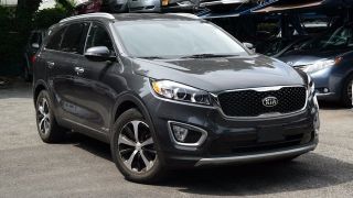 Used 2016 Kia Sorento EX in Brooklyn, New York