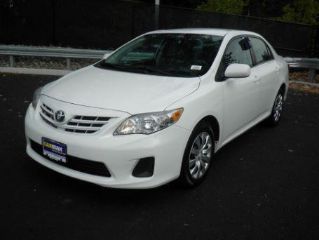 Used 2013 Toyota Corolla LE in Portland, Oregon