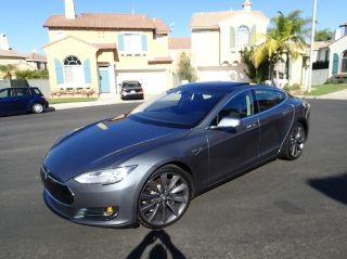 Used 2013 Tesla Model S Performance in Santa Ana, California