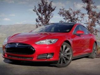 Used 2013 Tesla Model S Performance in Omaha, Nebraska