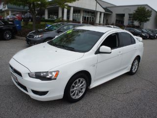 Mitsubishi Lancer ES 2010