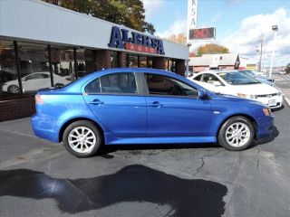 Mitsubishi Lancer ES 2011